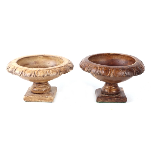 421 - A pair of Grand Tour style cast plaster pedestal bowls, each approx 14cms diameter (a/f) (2).