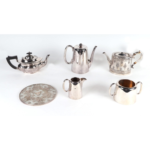 540 - A quantity of silver plated items to include tea sets, cased cutlery; and loose flatware.