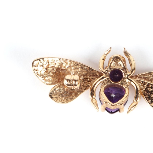 602 - A 9ct gold amethyst set brooch in the form of a bee; together with a 9ct gold amethyst set pendant 4... 