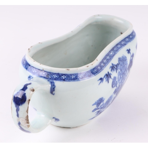 722 - A late 18th century Chinese blue & white ceramic bourdaloue, 20cms wide.