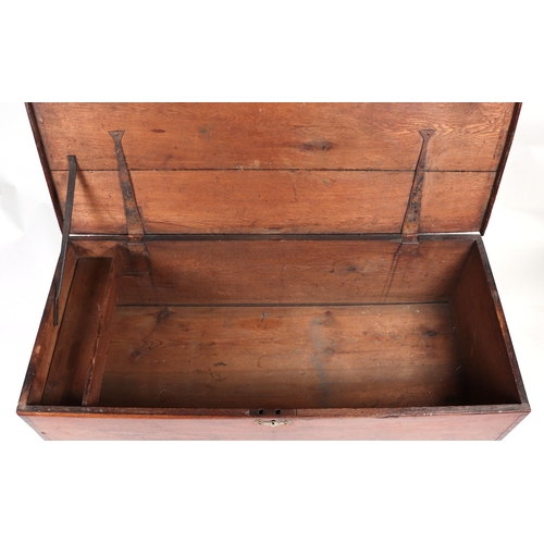 894 - A late 18th / early 19th century oak mule chest with two drawers, on bracket feet, 125cms wide.