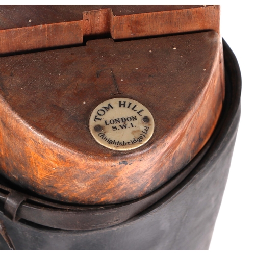 269 - Hunting interest:  A pair of gentleman's black leather riding boots with Tom Hill, London, wooden bo... 