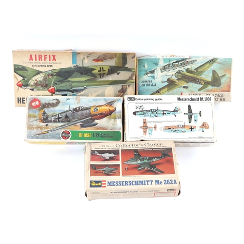 287 - A group of Airfix and similar model aeroplane kits