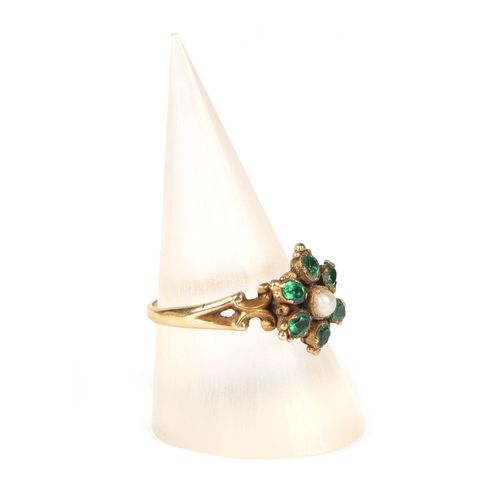 464 - A Victorian yellow metal pearl and greenstone cluster ring with mourning panel back, approx UK size ... 