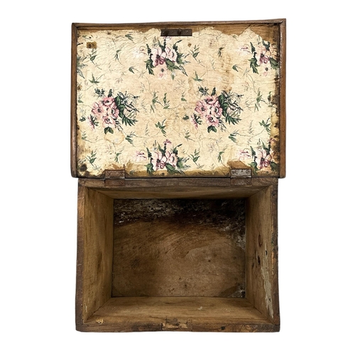 638 - A 19th century elm blanket box of small proportions, 55cms wide.