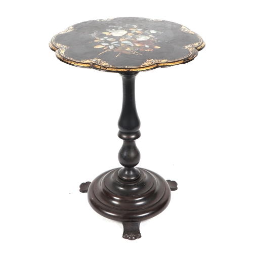 574 - A Victorian Jennens & Bettridge papier-mâché tilt-top tripod table with trefoil top with gilt and in... 