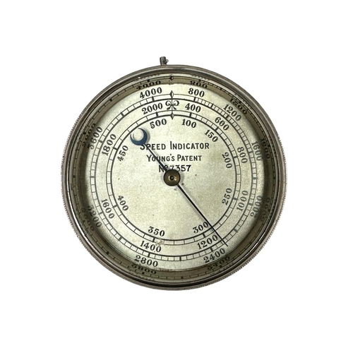 40 - An Elliott speed indicator Youngs Patent No. 7357, approx 7cms diameter, suitable for veteran and vi... 