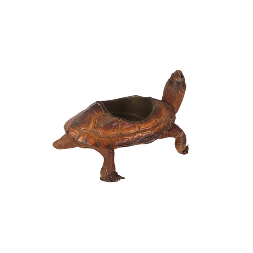 1623 - Taxidermy.  A Victorian novelty terrapin ashtray, 14cms long.