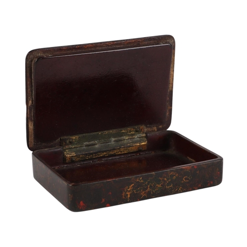 253 - An early 19th century English papier-mâché snuff box, the lid painted with sleeping and playing cats... 