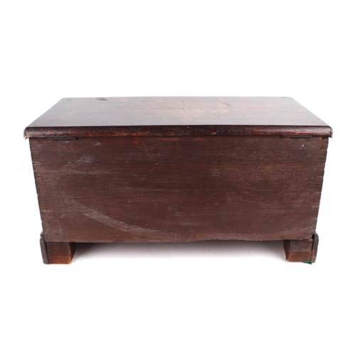 2533 - A George III and later oak table top collectors chest with lift-up top revealing a fitted interior a... 