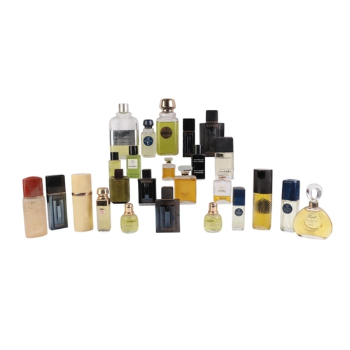 30 - A large quantity of assorted brands of gentleman's aftershaves, to include Chanel, Givenchy, mostly ... 