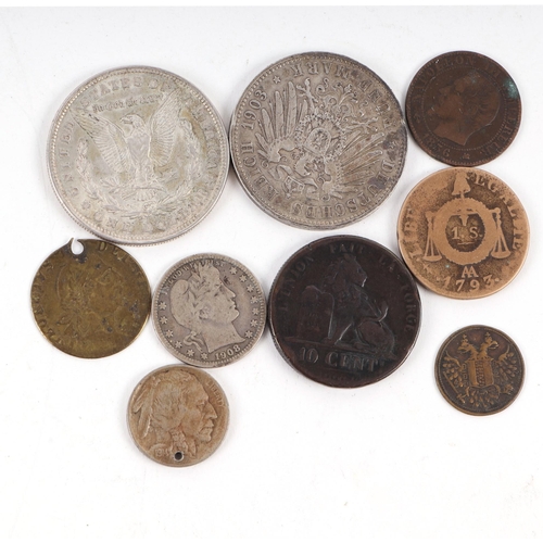 373 - A quantity of mixed foreign coinage, 1871g.