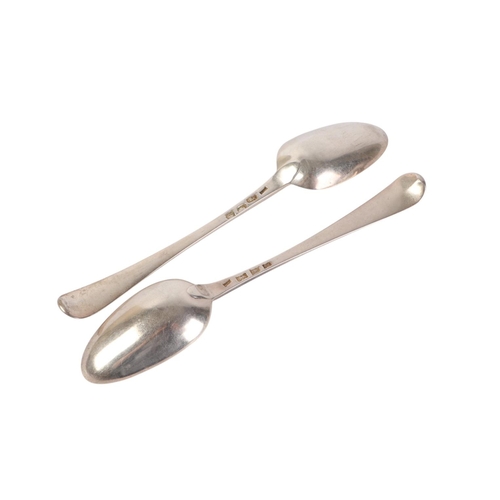 430 - A pair of George III silver tablespoons, London 1776 and makers mark for Walter Tweedie, 22cms long,... 