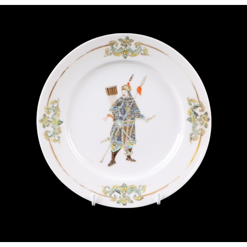 604 - A 19th century Chinese porcelain dish decorated with a depiction of an archer, 22cms diameter.