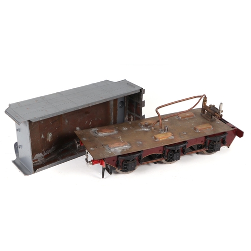 784 - A scratch built LMS Pacific 'Princess Royal' 6200 locomotive chassis, overall 90cms long; together w... 