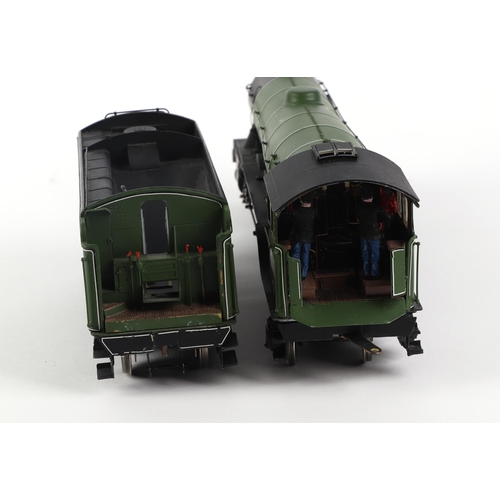 791 - A DJH Engineering 4-6-2 Flying Scotsman  4472 locomotive and tender. 50cm long