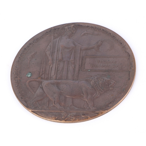 833 - A WWI bronze death plaque and War medal named to '308954 T. W. Day TANK CORPS'.