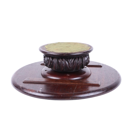 1014 - A late 19th century mahogany Lazy Susan, 46cms diameter.