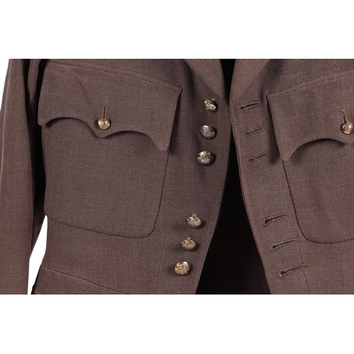 115 - Nobleman's WW2 Uniform. Scots Guards Officer's Service Dress Tunic & Full Cut Trousers (ref: YNU).