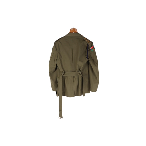 142 - 21st Signals Regiment Officers 1960s Foreign Service uniform bush jacket and trousers (ref: YCZ).