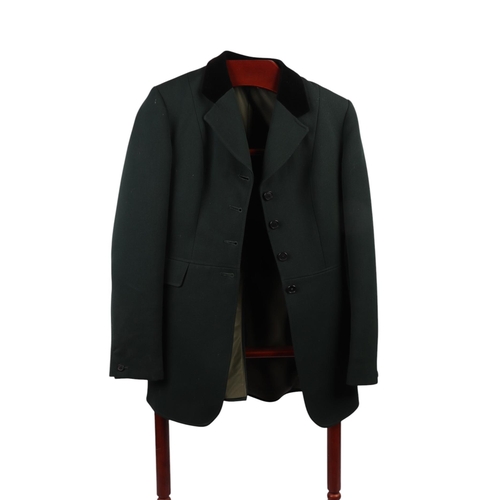 172 - A gentleman's  Austrian made Loden green overcoat (ref: YSM).