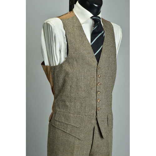 184 - A 1979 Savile Row bespoke tailored three-piece tweed country suit (ref: VVN).