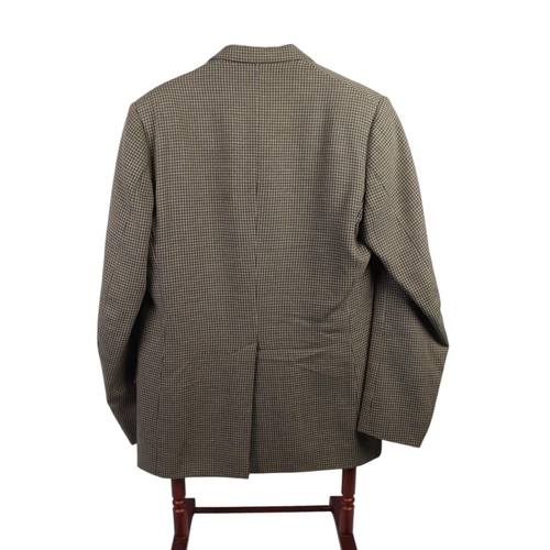 186 - A gentleman's 1964 Shearer & Hunter bespoke tailored tweed jacket (ref: WZQ).  Condition Report     ... 