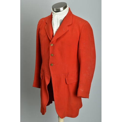 199 - A 1930s Reakes Savile Row tailored foxhunting field coat (ref: WCV).