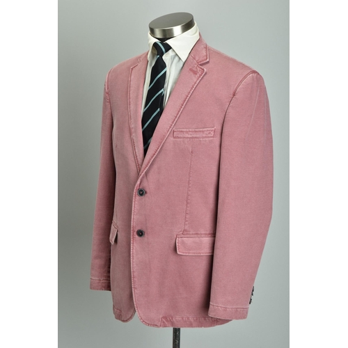 204 - A summer weight Saint Hilaire linen jacket s40R cruising style; together with an Autograph lined rai... 