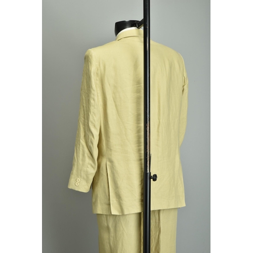 206 - A Pellini Ormezzano linen suit (ref: XLC).