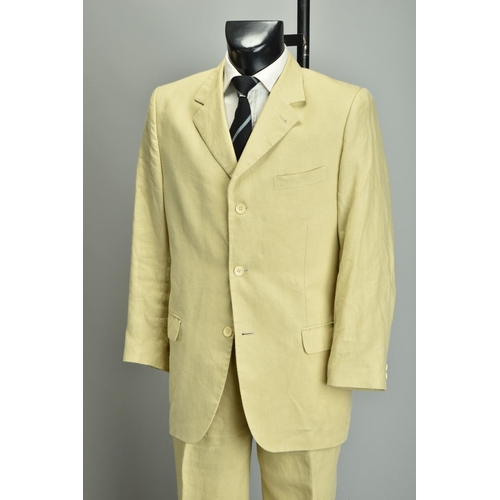 206 - A Pellini Ormezzano linen suit (ref: XLC).