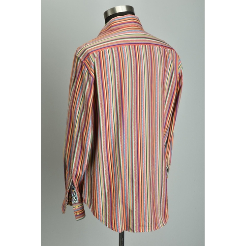 208 - A gentleman's flamboyant Robert Graham Shirt (ref: YDJ). Condition Report                           ... 