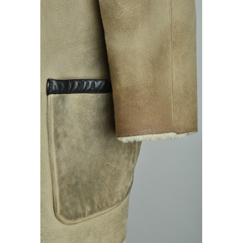 240 - A fine quality 1970s sheepskin coat (ref: YHC). Condition ReportExcellent condition