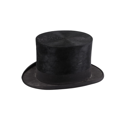 249 - An Edwardian Neubauer, Berlin silk top hat, approx size 7,(ref: YUB).