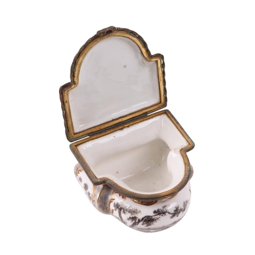 444 - A 19th century Sampson porcelain en grisaille bonbonniere box and cover of shaped form with gilt met... 