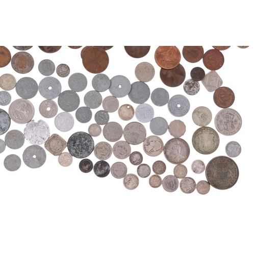 678 - A quantity of UK and foreign loose coinage.