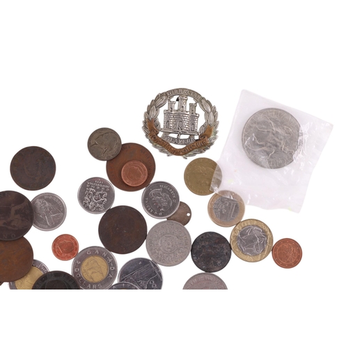 689 - A quantity of assorted coinage and bank notes to include Victorian cartwheel pennies, Lira and Franc... 