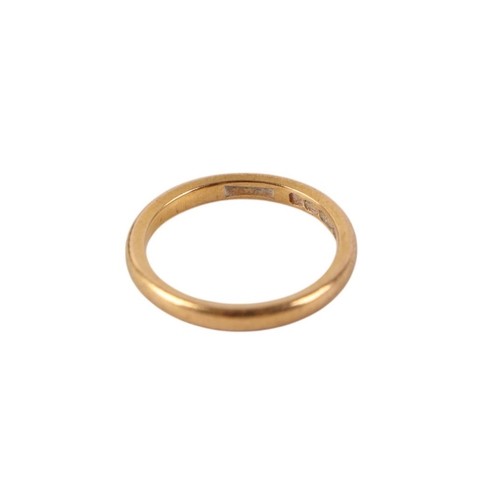 841 - A 22ct gold wedding band, approx UK size N, 6.1g; together with a 22ct gold wedding band, approx UK ... 