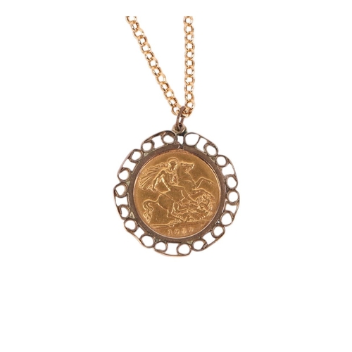 850 - An Edward VII half sovereign 1909 pendant on a 9ct gold chain, 8.1g.