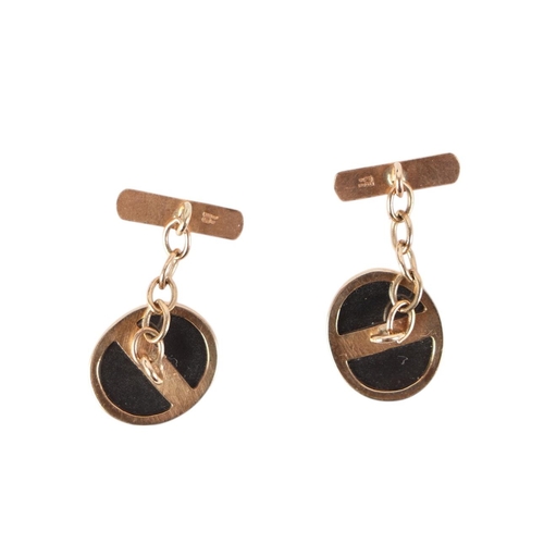 886 - A pair of 9ct gold intaglio cufflinks; together with a 9ct gold horseshoe stick pin; a 9ct white gol... 