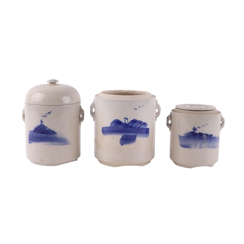 909 - An early 19th century Jingdezhen blue & white pottery jar and cover decorated with a landscape, appr... 