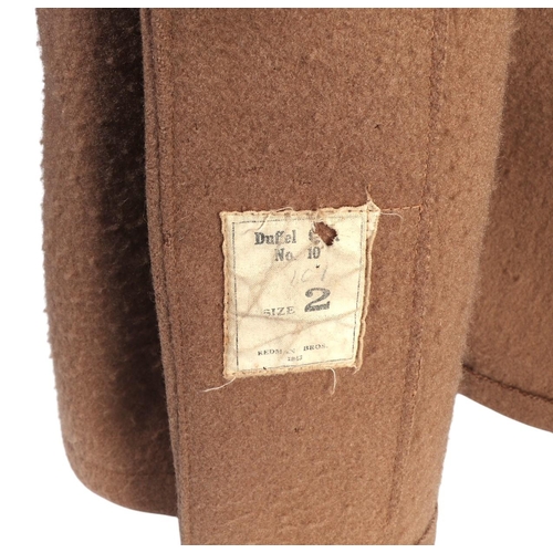 91 - A British Army WWII Issue 1943 duffel coat (ref: YPL). Condition Report                           dr... 