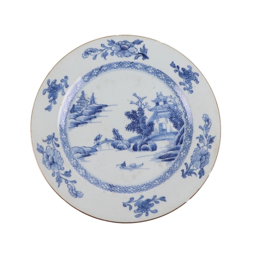 958 - A Chinese blue & white plate decorated with temple lions, 28cms diameter; together with a Chinese bl... 