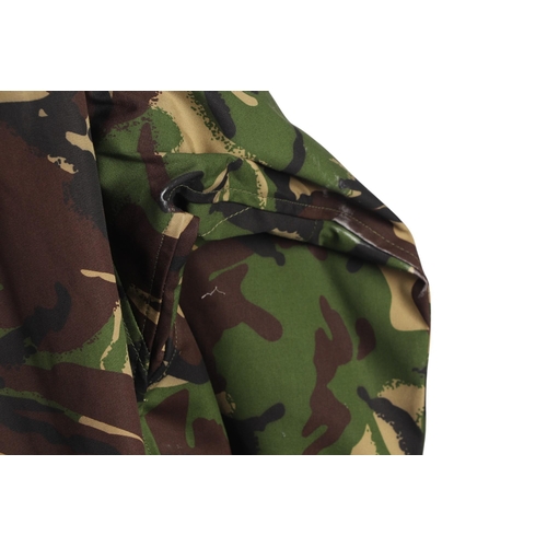 96 - A British Army 1990s DPM camouflage windproof smock (ref: XAF).