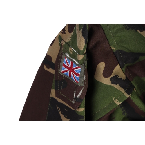 96 - A British Army 1990s DPM camouflage windproof smock (ref: XAF).