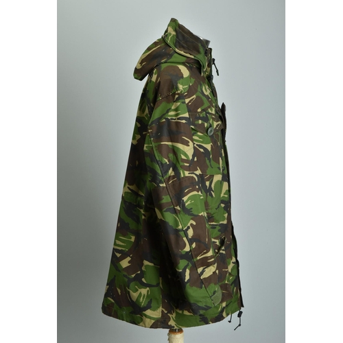 97 - Camouflage Windproof Smock, a British Army Woodland DPM with wired hood (ref: XYR).