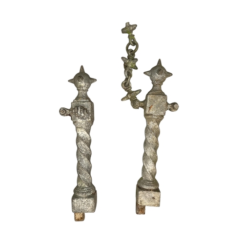 2 - A Victorian decorative heavy metal chain.