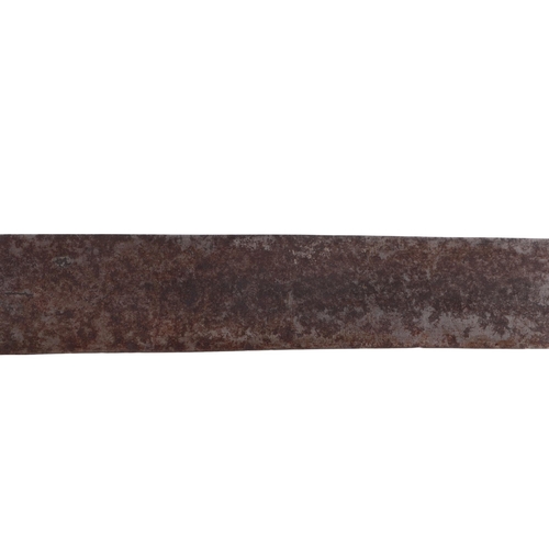 51 - A late 18th / early 19th century Chinese-Tibetan short sword with stout heavy hacking blade, approx ... 