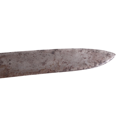 51 - A late 18th / early 19th century Chinese-Tibetan short sword with stout heavy hacking blade, approx ... 