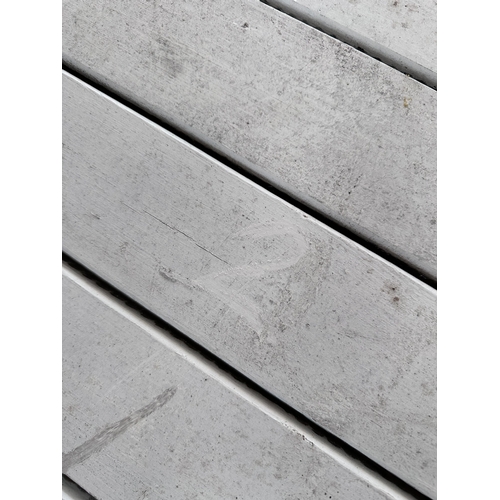 8 - A Hutton large six-seater circular picnic table, approx 195cms diameter overall. *This lot is subjec... 